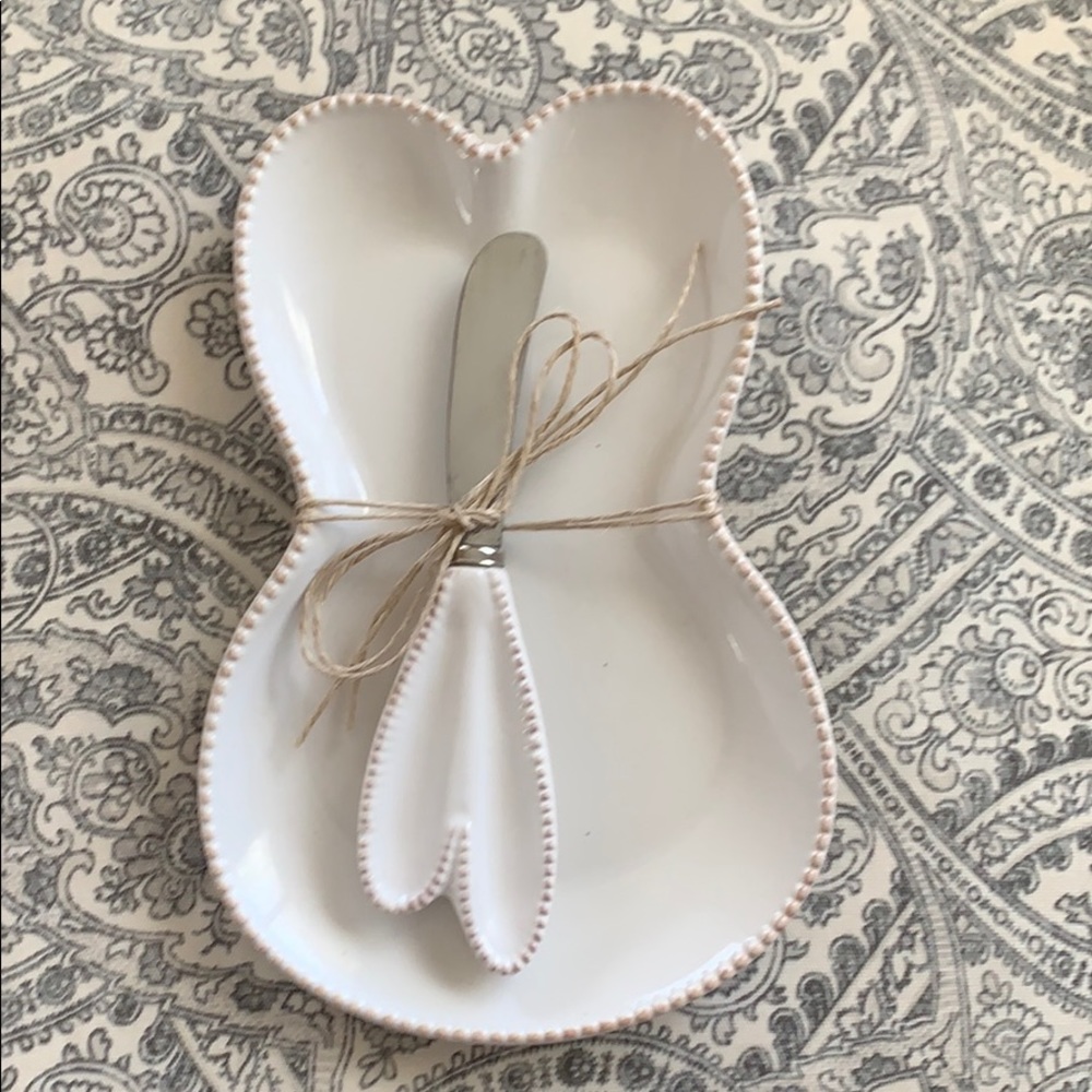 Bunny Plate and matching knife!